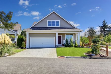 House Washing 101: The Best Time Of Year To Schedule Your Home For Routine Cleaning